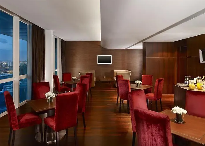 波尔图喜来登水疗酒店 5*