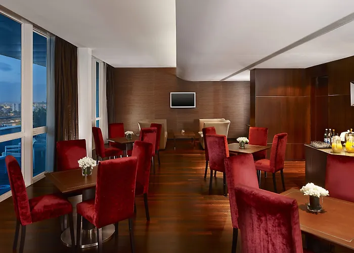 波尔图喜来登水疗酒店 5*