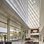Sheraton & Szálloda