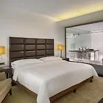 Sheraton & Szálloda