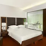 Sheraton & Szálloda