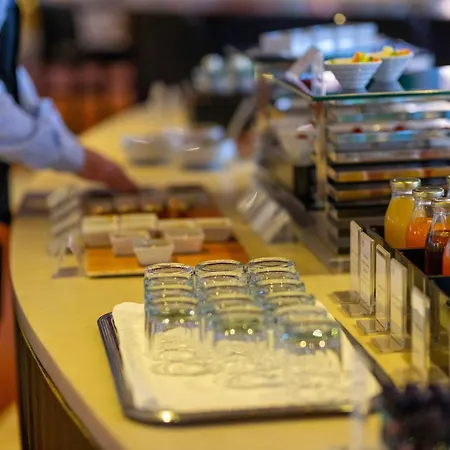 Sheraton & Hotel Oporto