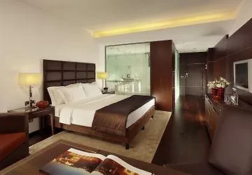 Sheraton & فندق