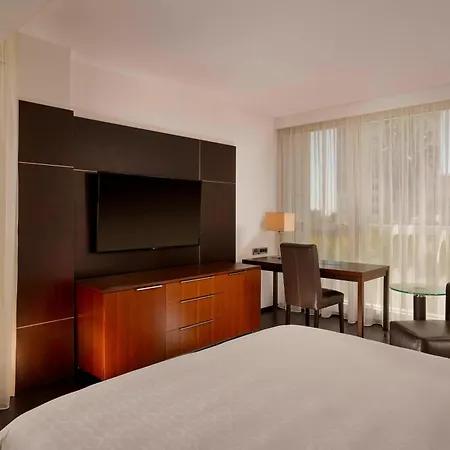 Отель Sheraton & Порту