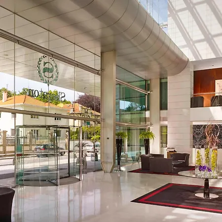 Sheraton & Szálloda 5*