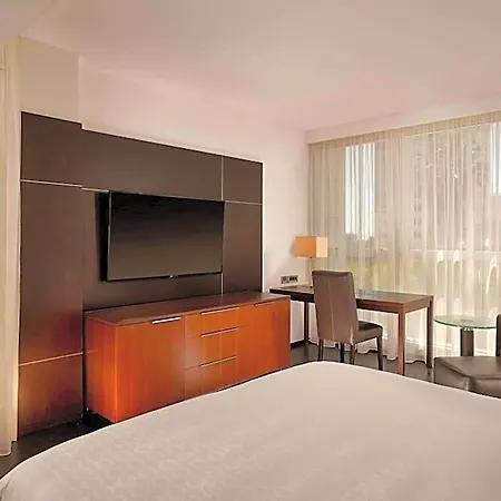Sheraton & Ξενοδοχείο