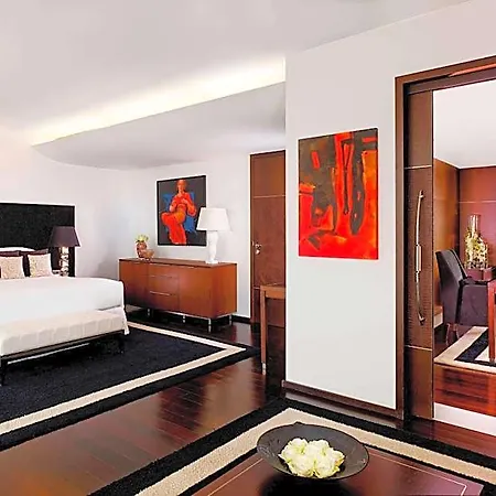 Sheraton &