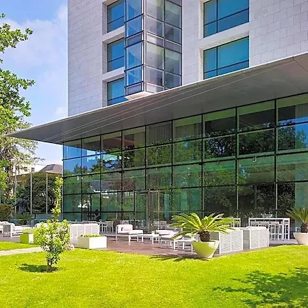 Ξενοδοχείο Sheraton &