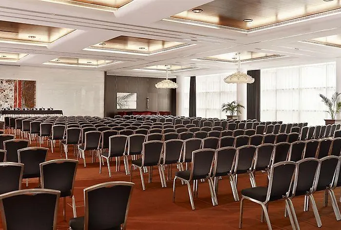 Отель Sheraton &