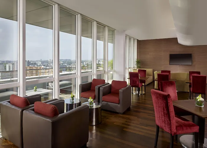 Отель Sheraton &