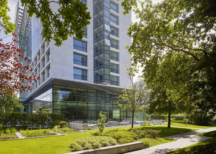 Отель Sheraton &