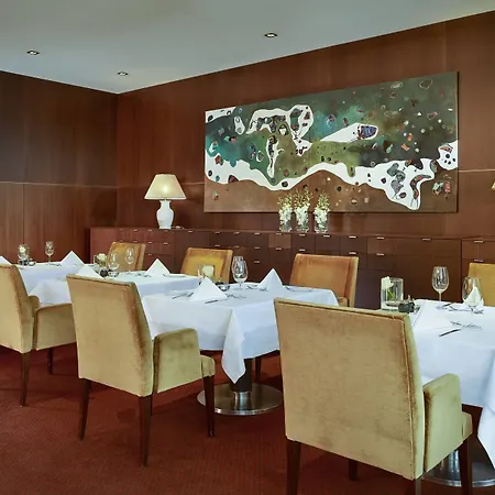 波尔图喜来登水疗酒店 酒店