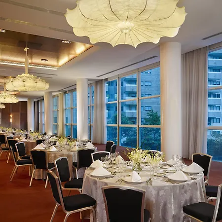 Sheraton & Oporto
